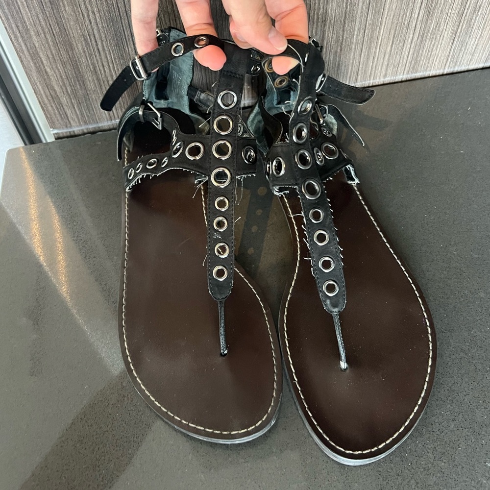 Halogen sandals